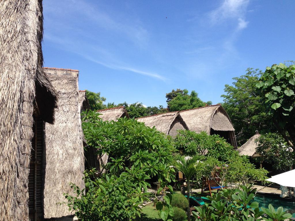 Nanuk'S Bungalows Lembongan Exterior photo